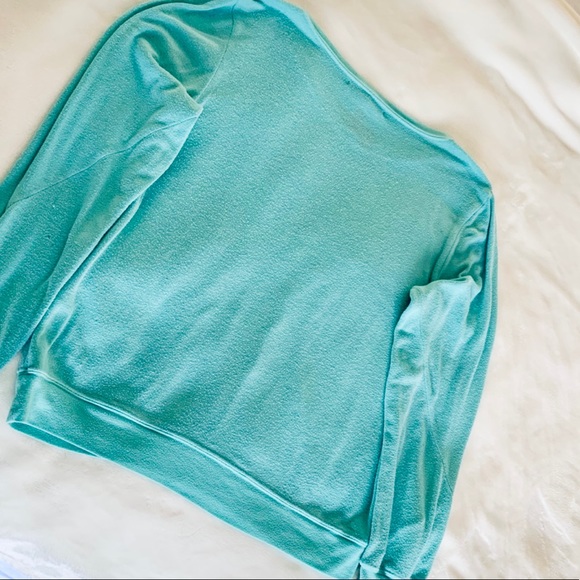 Peace Love World Comfy “I am peace” sweatshirt - Picture 4 of 10